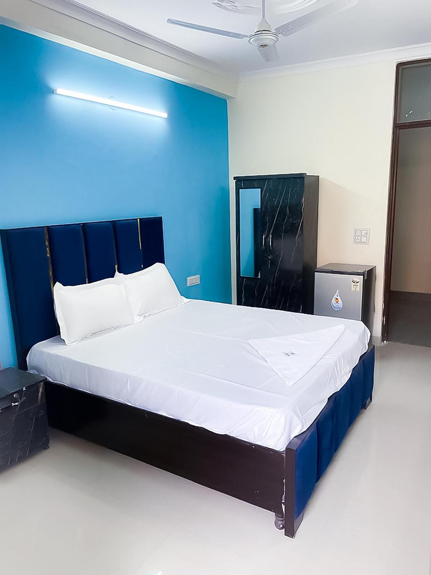Roomshala 123 Happy Homes- Near Saket Metro Neu-Delhi Exterior foto