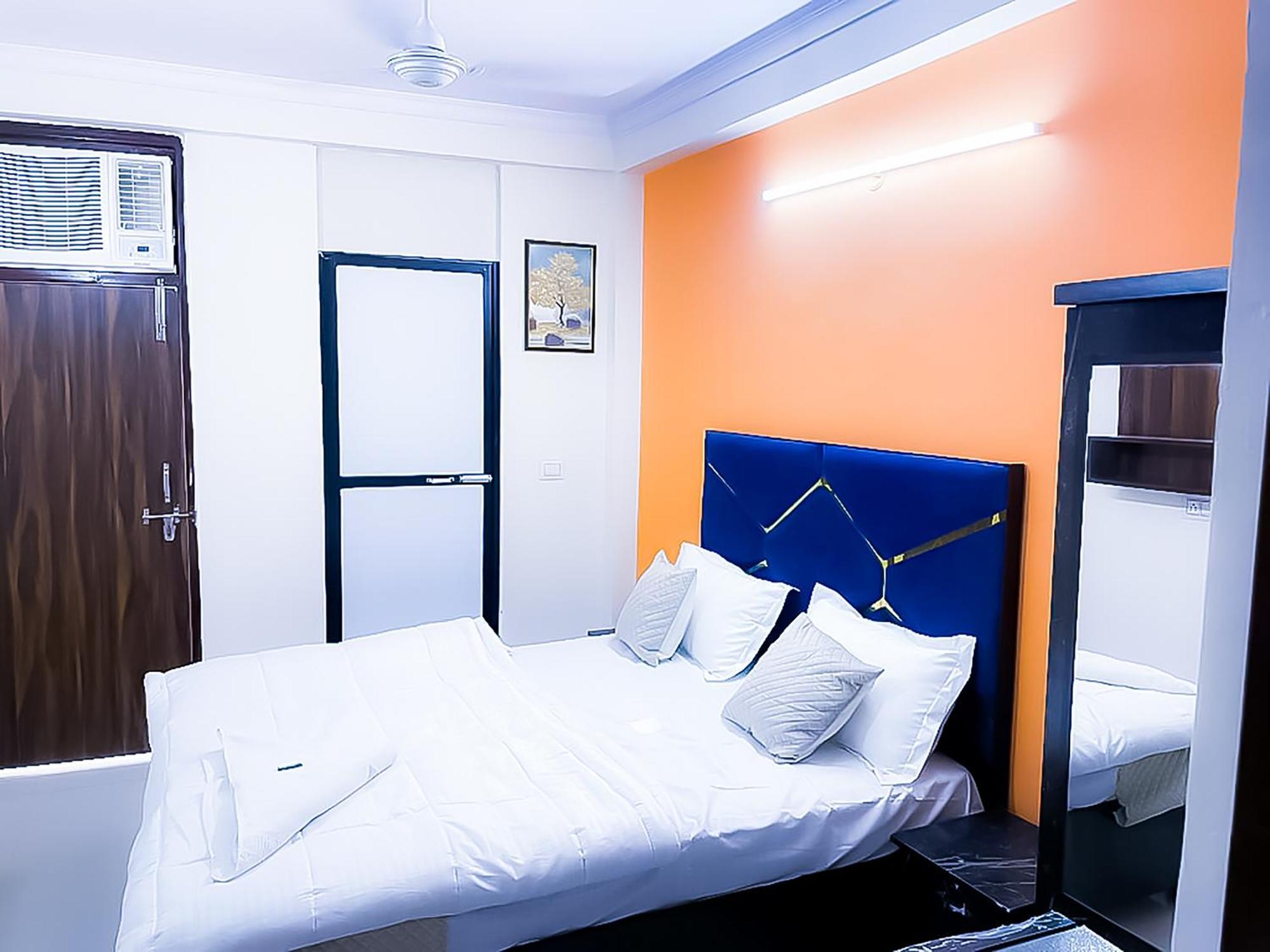 Roomshala 123 Happy Homes- Near Saket Metro Neu-Delhi Exterior foto